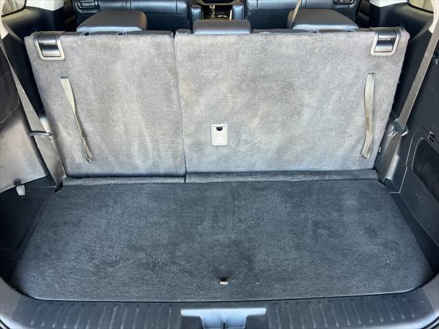 used 2024 Toyota Highlander car, priced at $41,998