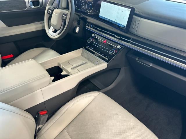 new 2025 Hyundai SANTA FE HEV car, priced at $43,830