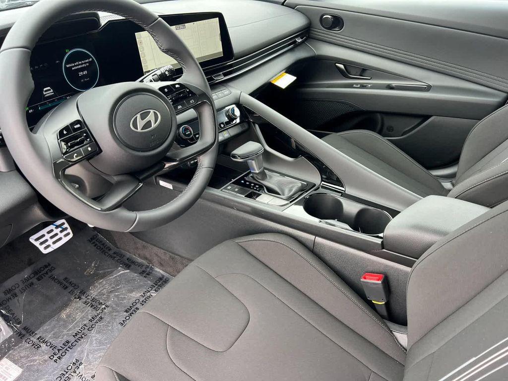 new 2025 Hyundai Elantra car, priced at $25,960