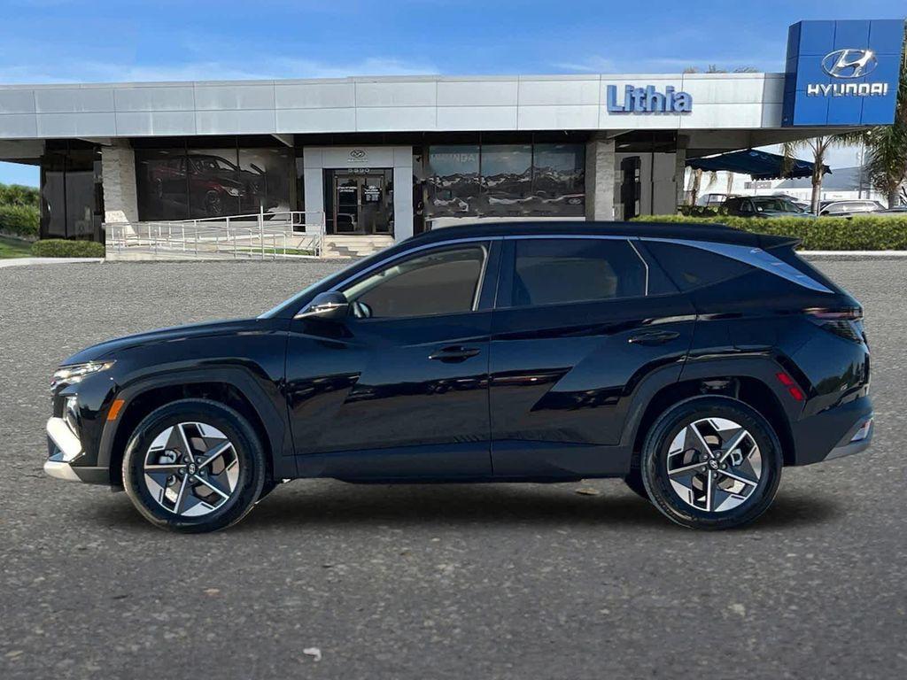 new 2025 Hyundai TUCSON Hybrid car, priced at $34,360