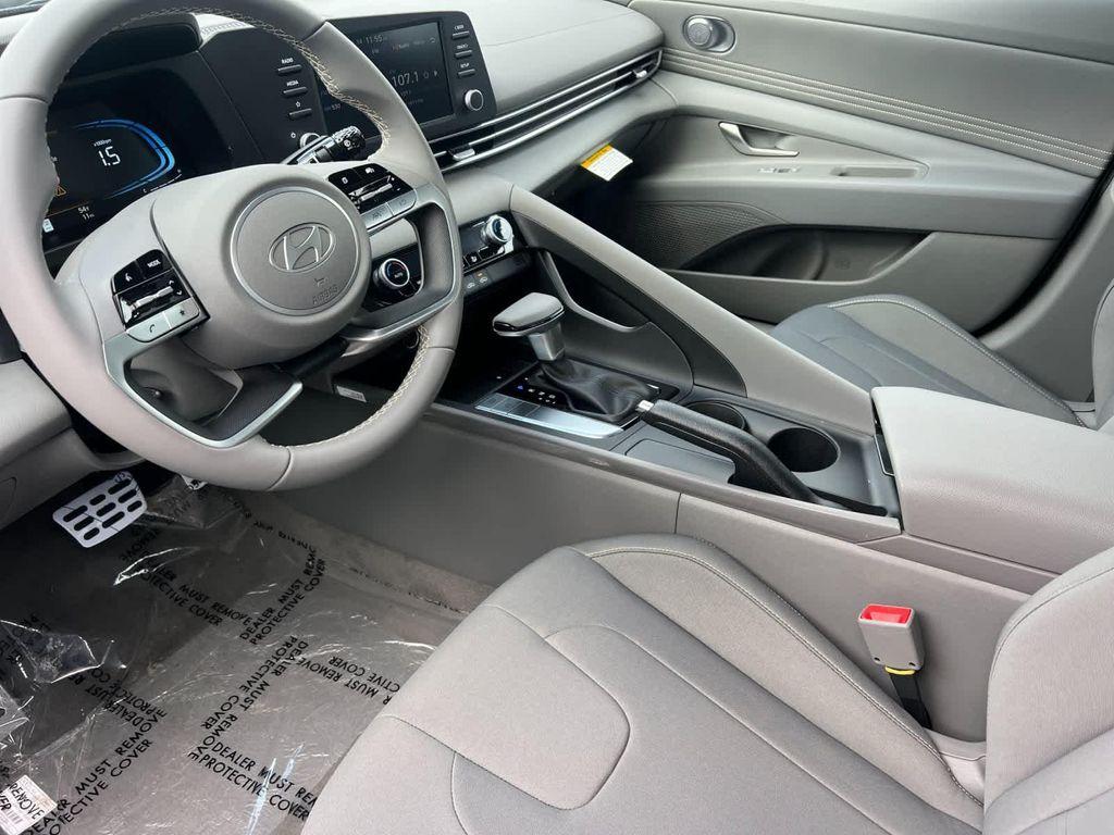 new 2025 Hyundai Elantra car, priced at $23,285