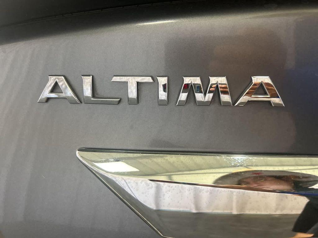 used 2015 Nissan Altima car, priced at $7,777