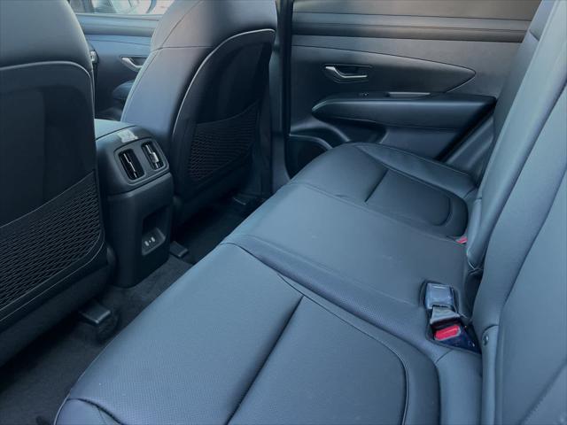 new 2025 Hyundai TUCSON Hybrid car, priced at $35,784