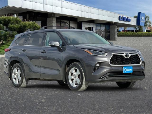 used 2021 Toyota Highlander car, priced at $26,249