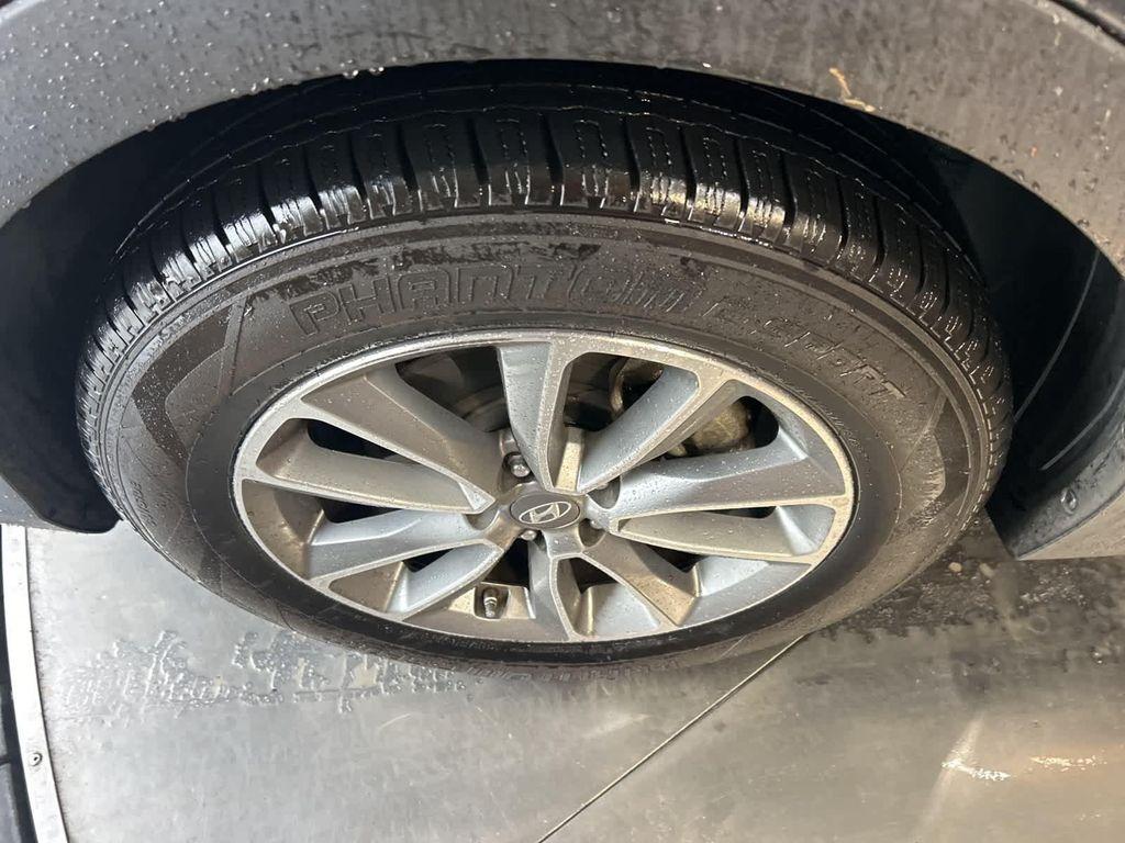 used 2018 Hyundai Santa Fe car, priced at $11,999