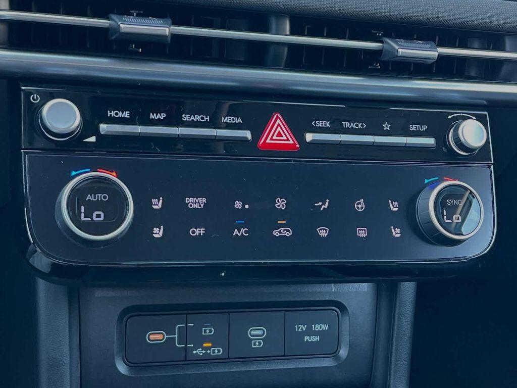 new 2025 Hyundai TUCSON Hybrid car, priced at $37,920