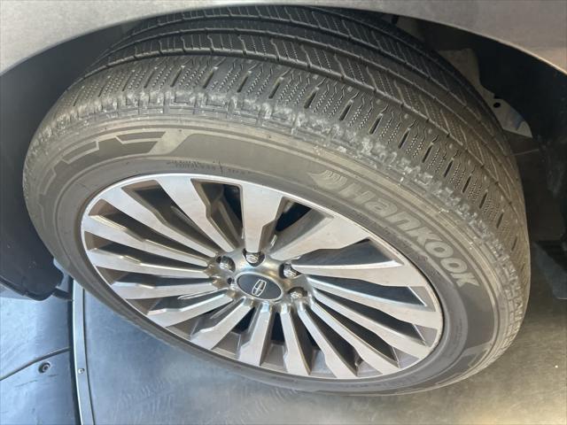 used 2018 Lincoln Navigator car, priced at $33,584