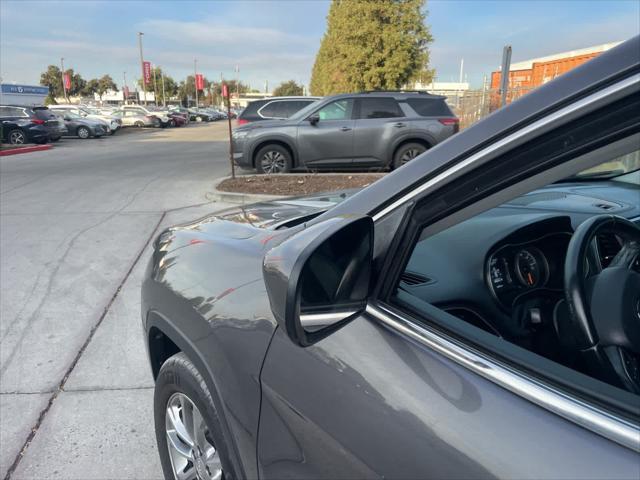 used 2019 Jeep Cherokee car, priced at $14,998