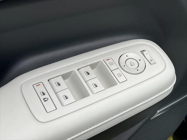 new 2025 Hyundai SANTA FE HEV car, priced at $45,364
