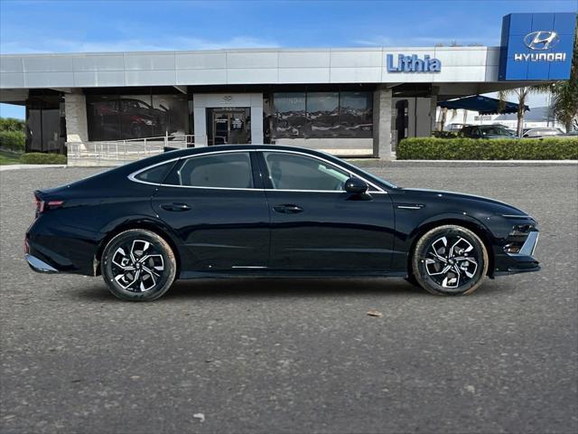 new 2025 Hyundai Sonata car, priced at $26,778