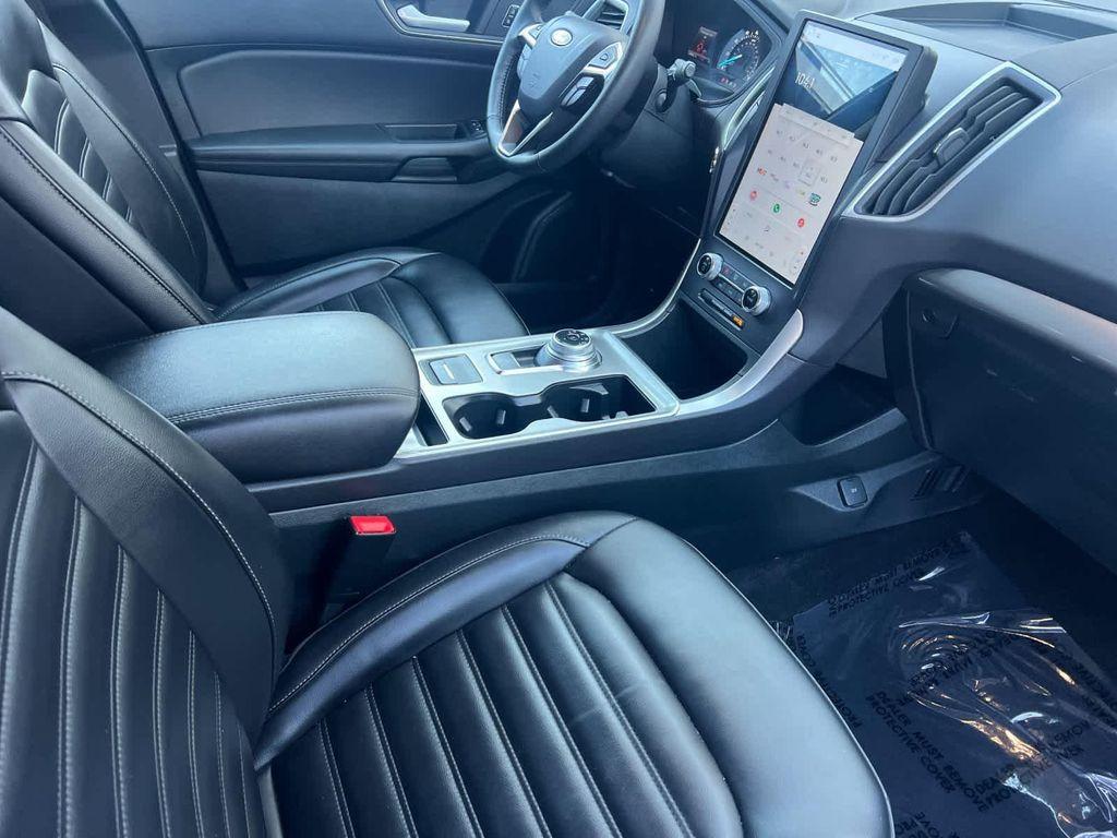 used 2024 Ford Edge car, priced at $19,999