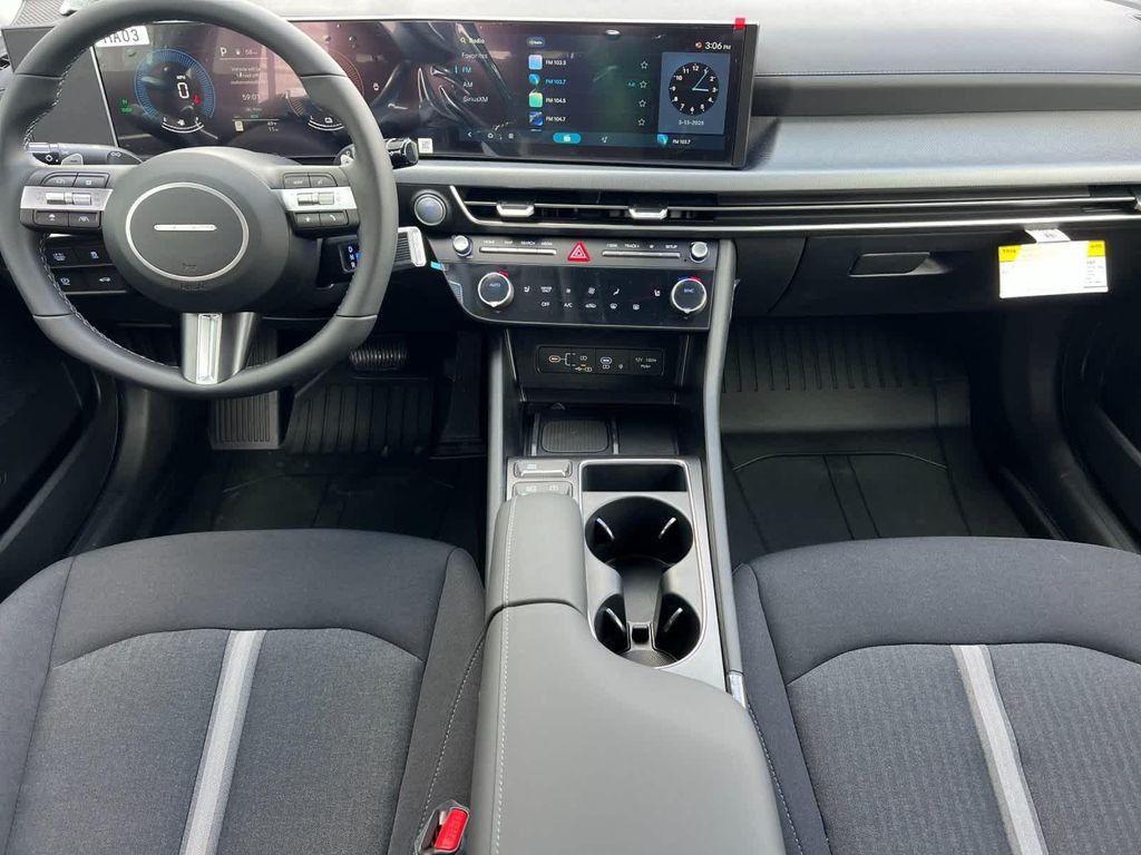 new 2025 Hyundai Sonata Hybrid car, priced at $27,525