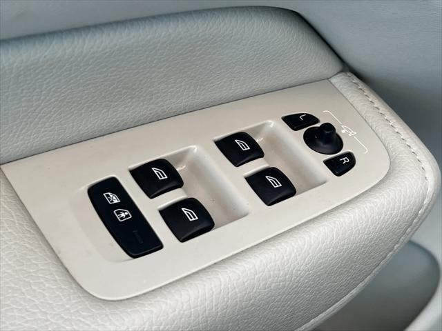 used 2022 Volvo XC60 car, priced at $27,498