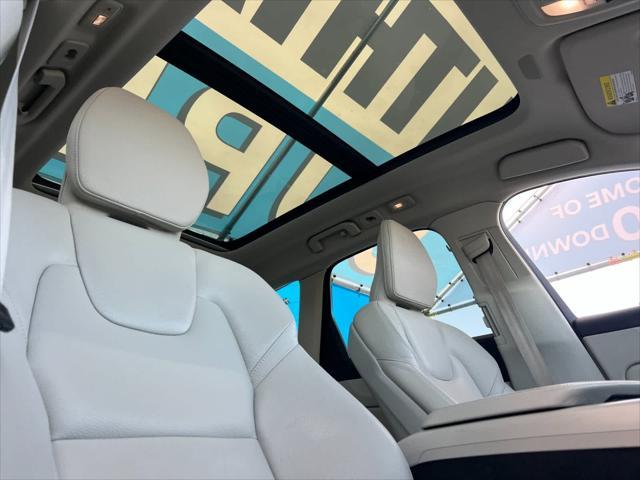 used 2022 Volvo XC60 car, priced at $27,498