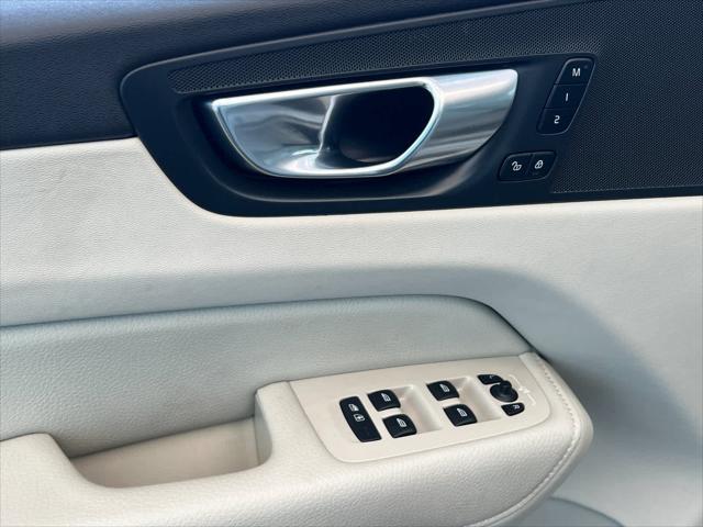 used 2022 Volvo XC60 car, priced at $27,498