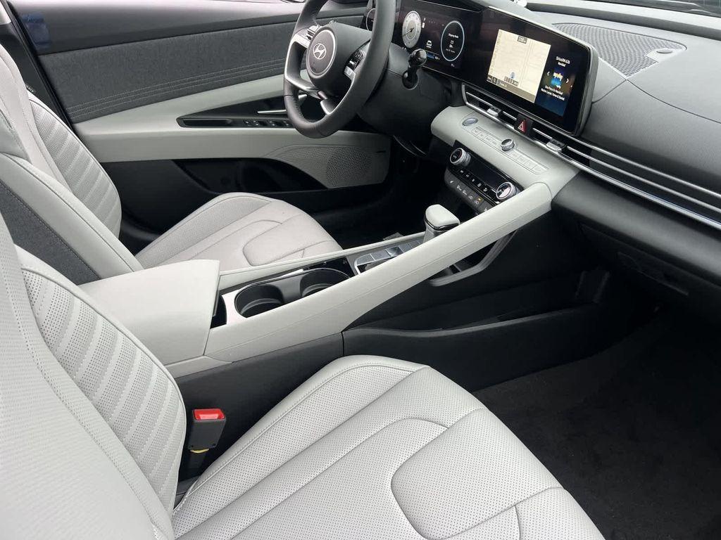 new 2025 Hyundai Elantra car, priced at $26,975