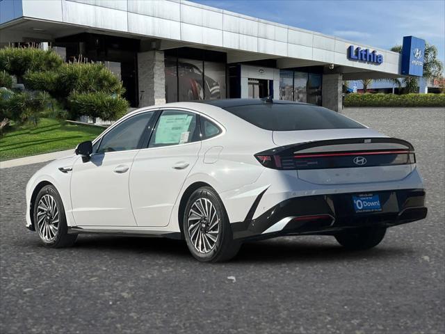 new 2025 Hyundai Sonata Hybrid car, priced at $39,125