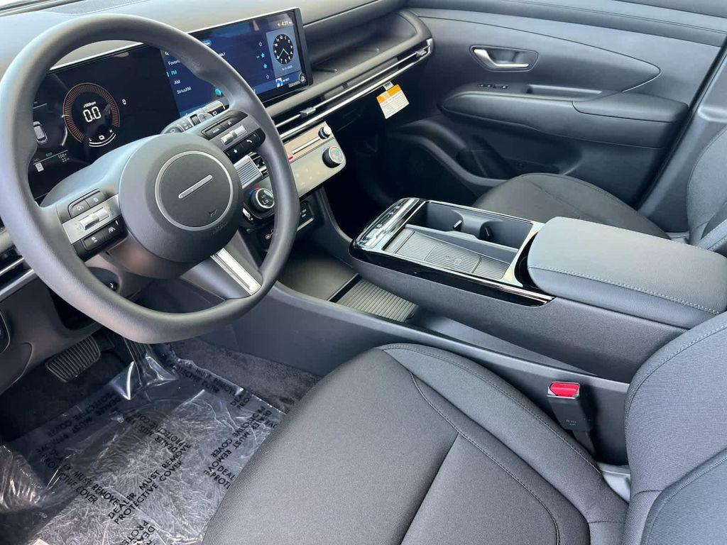 new 2025 Hyundai TUCSON Hybrid car, priced at $31,730