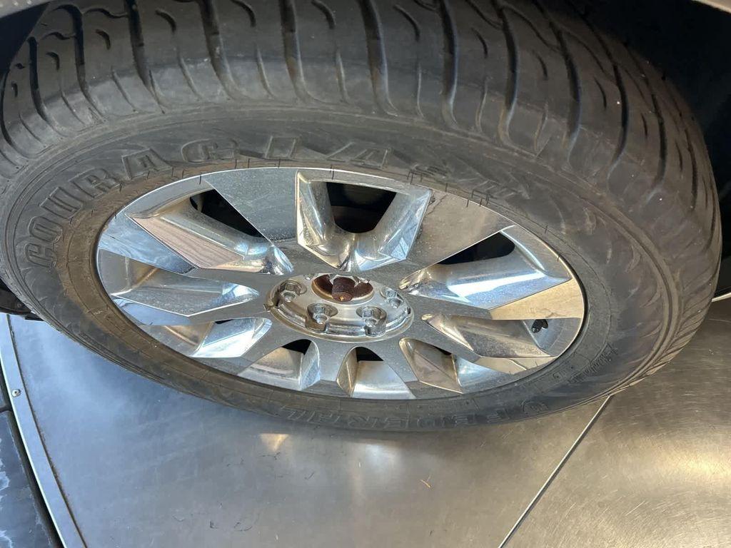 used 2010 Buick Enclave car, priced at $7,999
