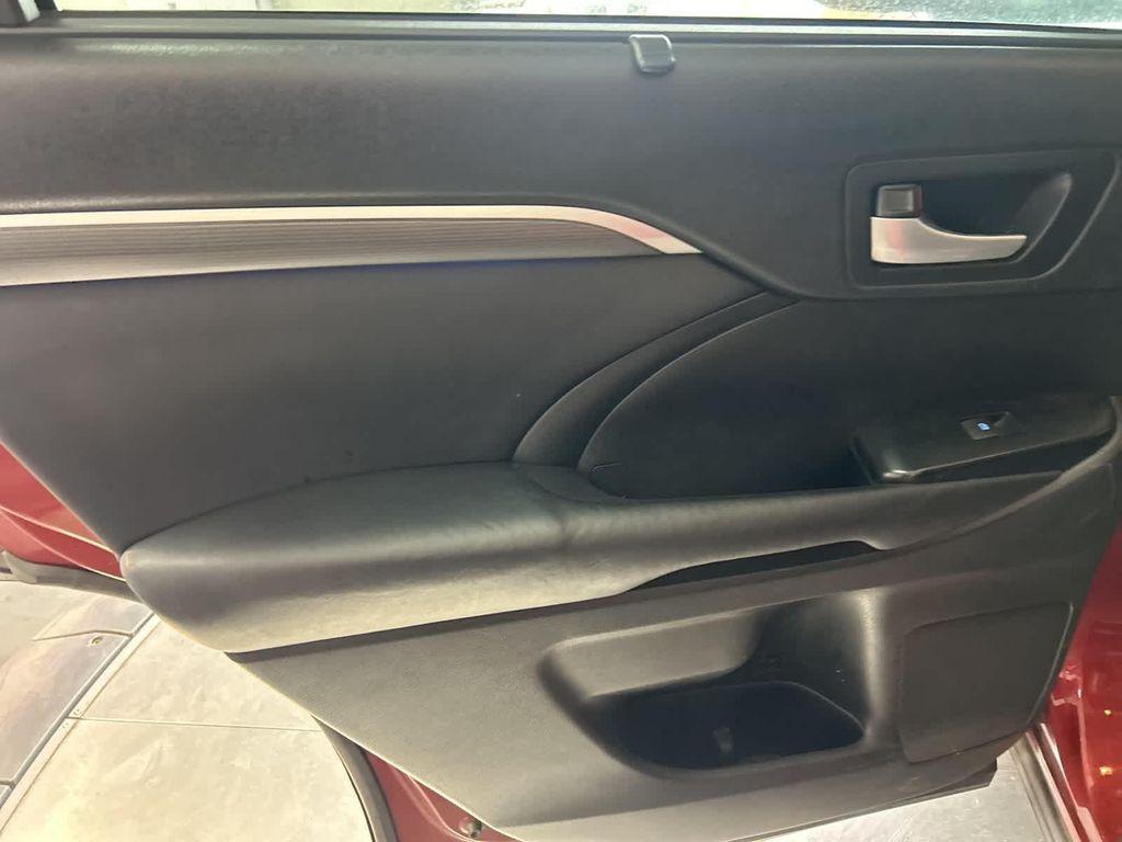 used 2017 Toyota Highlander car, priced at $17,999