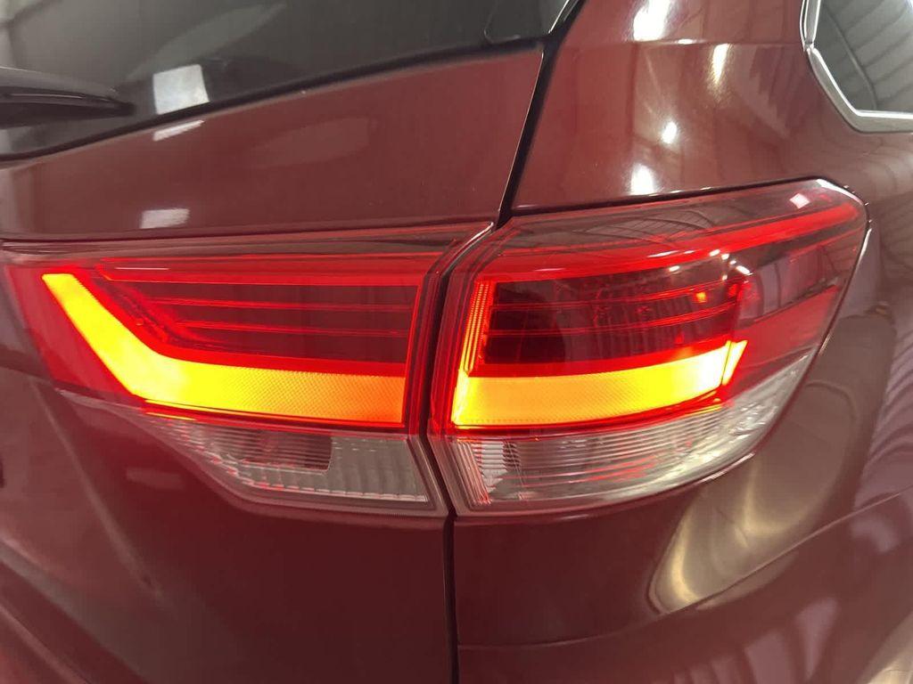 used 2017 Toyota Highlander car, priced at $17,999