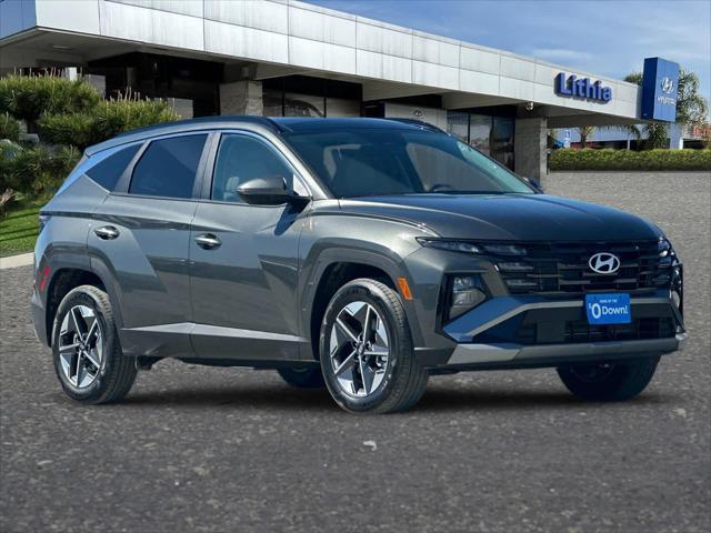 new 2025 Hyundai TUCSON Hybrid car, priced at $36,210