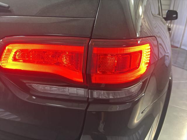 used 2021 Jeep Grand Cherokee car, priced at $27,998