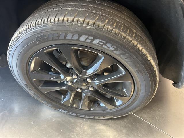 used 2021 Jeep Grand Cherokee car, priced at $27,998
