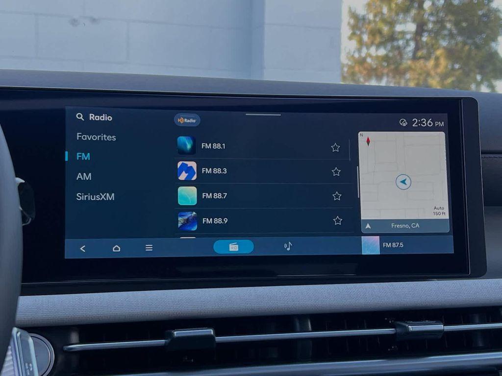 new 2025 Hyundai TUCSON Hybrid car, priced at $31,860