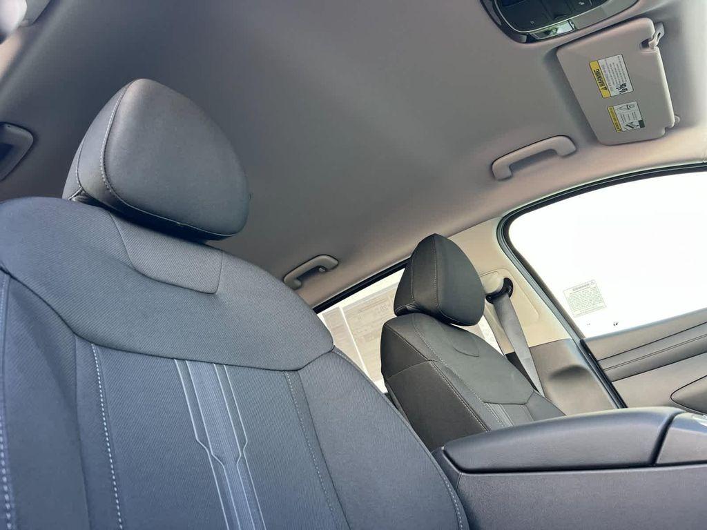 new 2025 Hyundai Tucson car, priced at $27,495