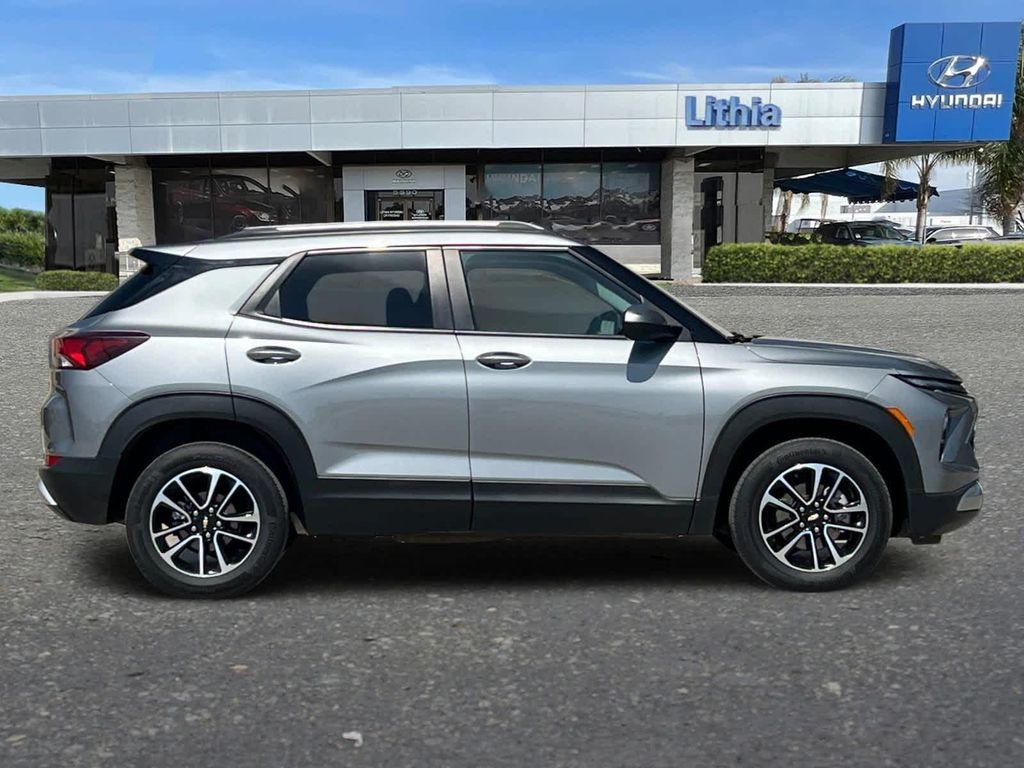 used 2024 Chevrolet TrailBlazer car, priced at $21,944