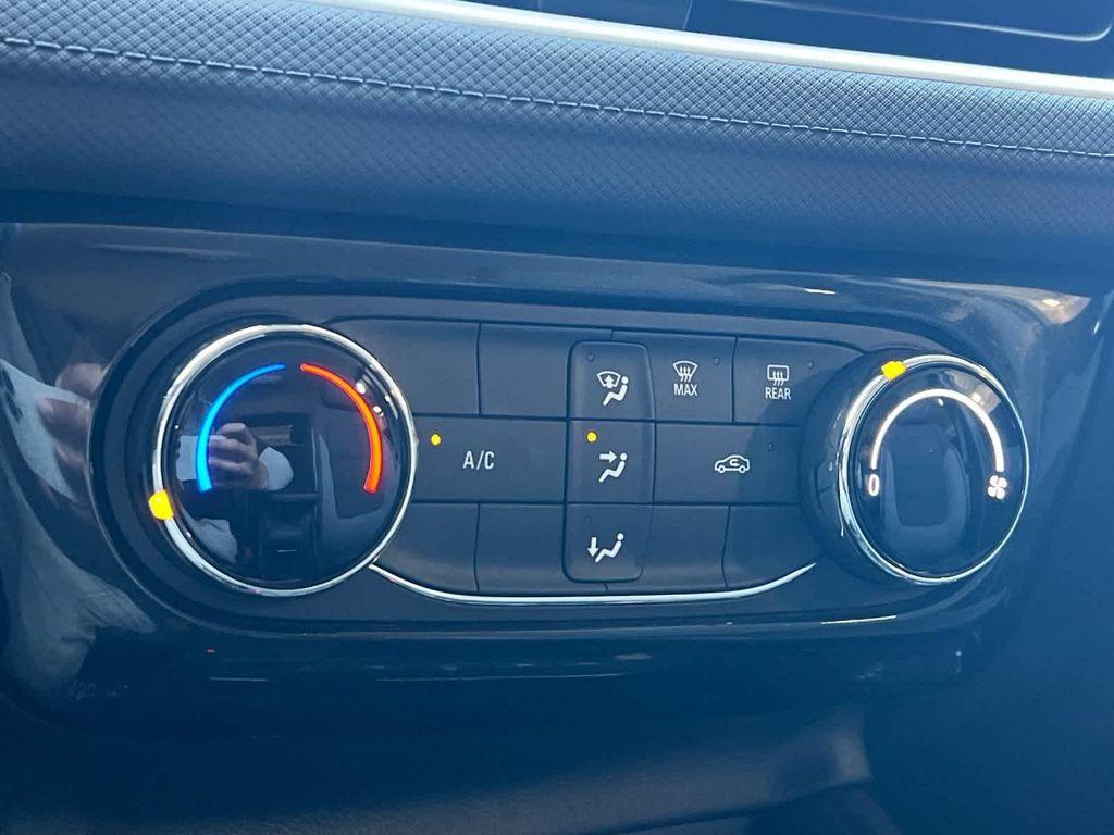 used 2024 Chevrolet TrailBlazer car, priced at $21,944