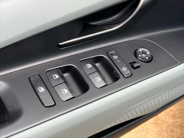 new 2025 Hyundai Elantra car, priced at $28,450