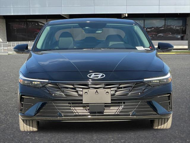 new 2025 Hyundai Elantra car, priced at $28,450