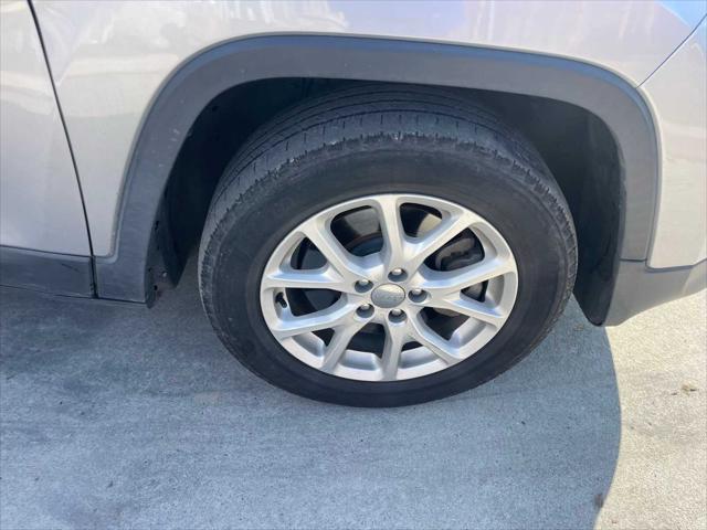 used 2017 Jeep Cherokee car, priced at $9,944