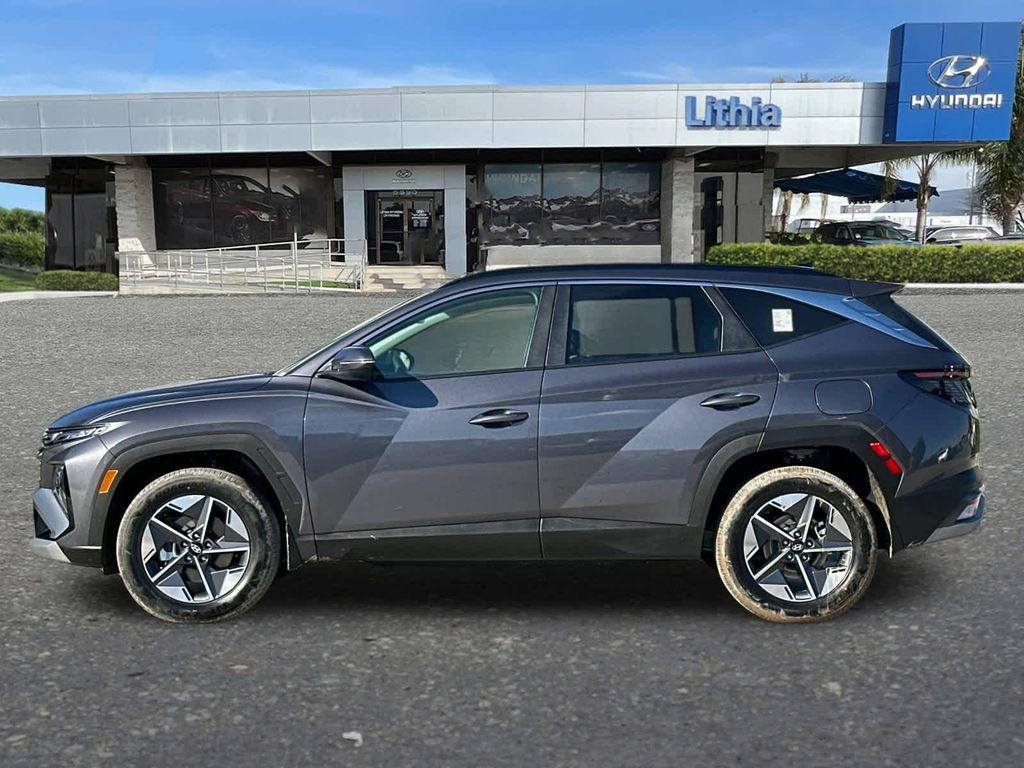 new 2025 Hyundai TUCSON Hybrid car, priced at $32,860
