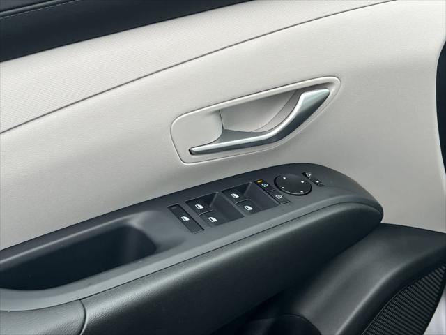 new 2025 Hyundai Tucson car, priced at $27,350
