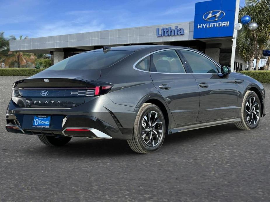 new 2024 Hyundai Sonata car, priced at $25,135