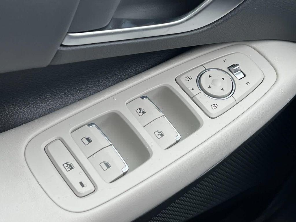 new 2025 Hyundai Sonata Hybrid car, priced at $29,885
