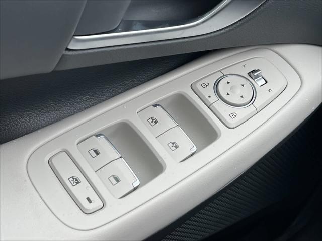 new 2025 Hyundai Sonata Hybrid car, priced at $30,385