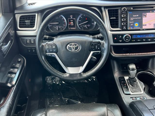 used 2015 Toyota Highlander car, priced at $18,277