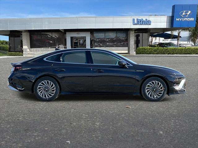 new 2025 Hyundai Sonata Hybrid car, priced at $28,710