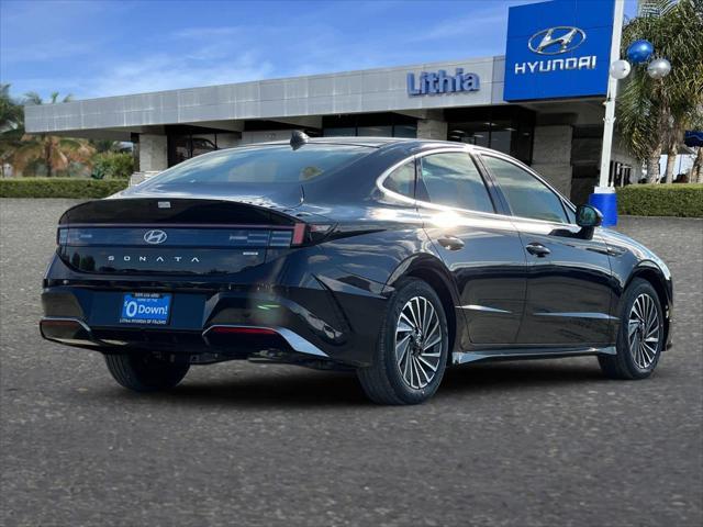 new 2025 Hyundai Sonata Hybrid car, priced at $28,710