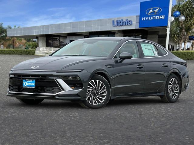 new 2025 Hyundai Sonata Hybrid car, priced at $28,690