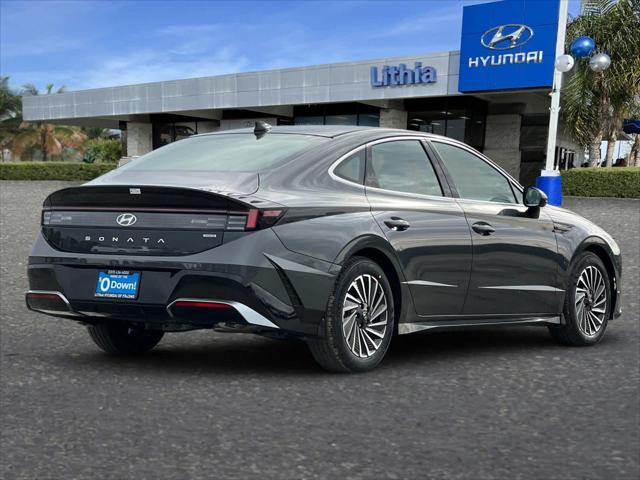 new 2025 Hyundai Sonata Hybrid car, priced at $29,690