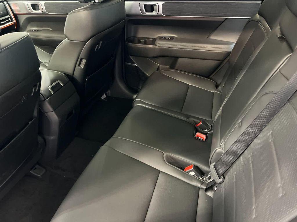 new 2025 Hyundai Santa Fe car, priced at $39,685