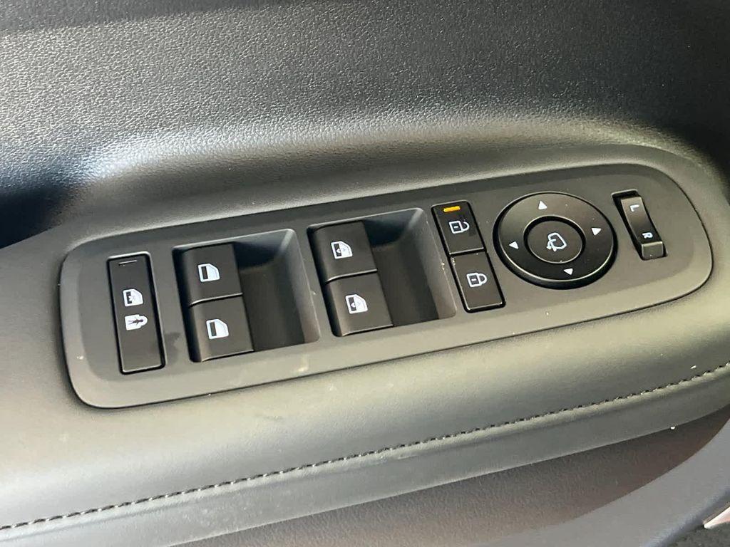 new 2025 Hyundai Santa Fe car, priced at $39,685