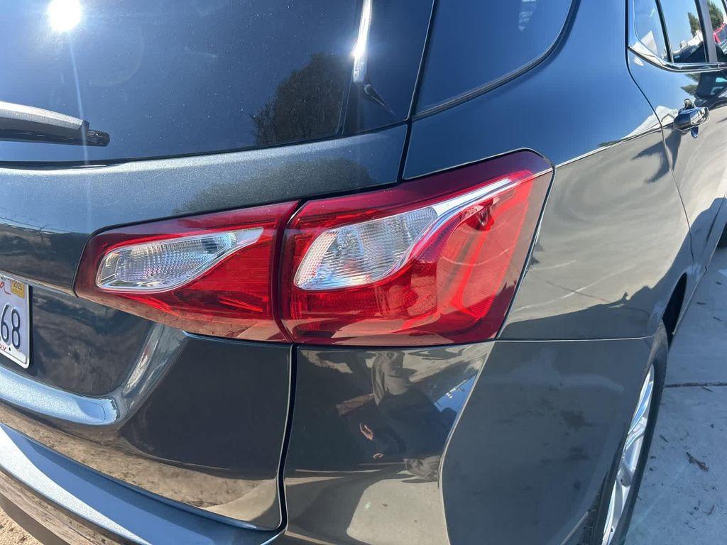 used 2021 Chevrolet Equinox car, priced at $12,999