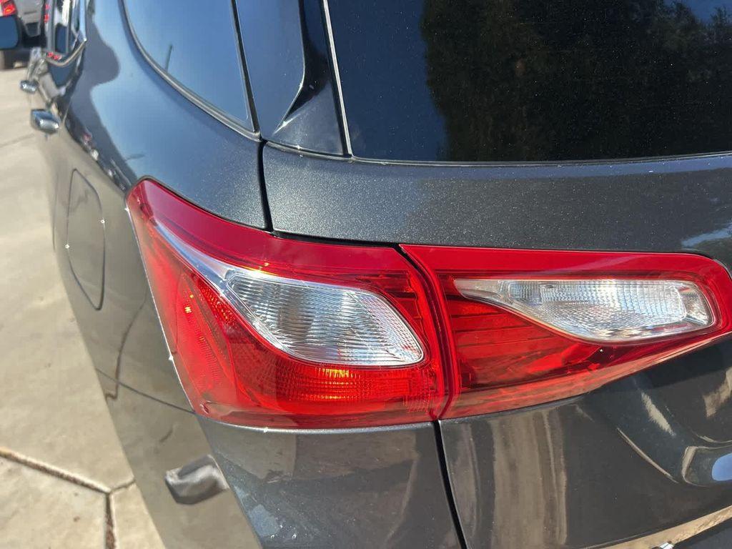 used 2021 Chevrolet Equinox car, priced at $12,999