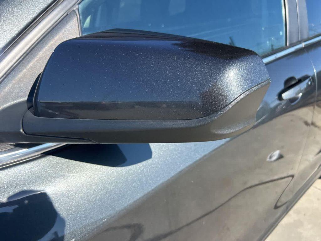 used 2021 Chevrolet Equinox car, priced at $12,999